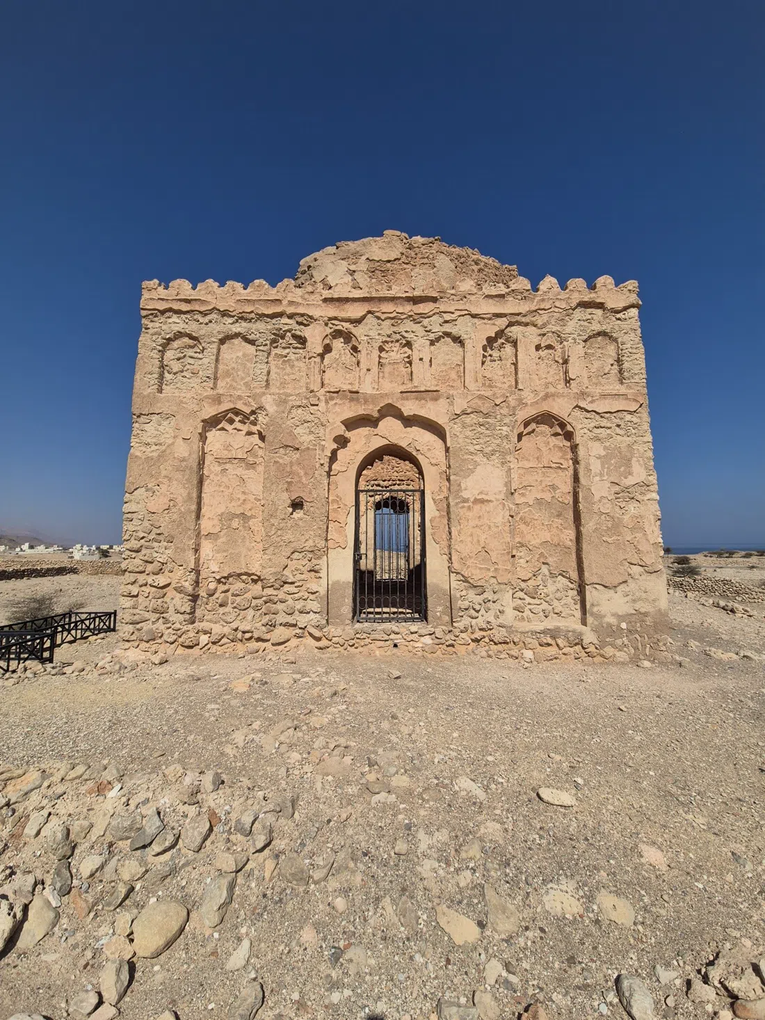 Ancient City of Qalhat (Bibi Maryam Mausoleum), Muscat